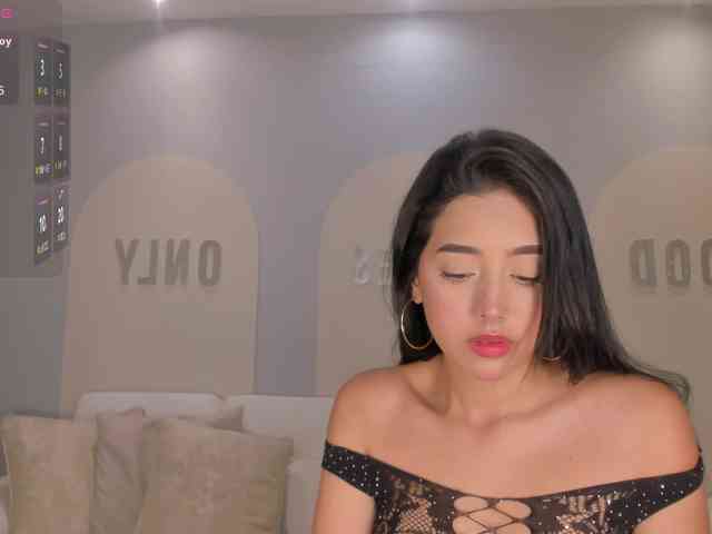 ScarlettBlaze webcam