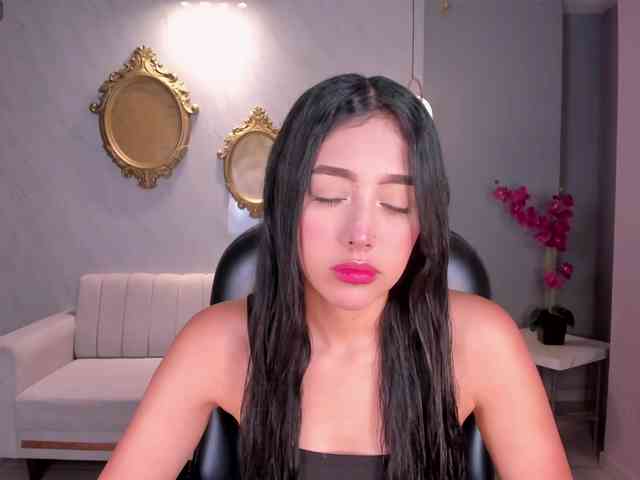 ScarlettBlaze webcam