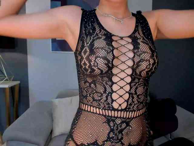ScarlettBlaze webcam