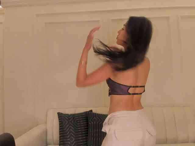 ScarlettBlaze webcam