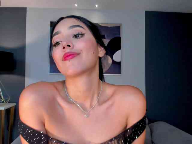 ScarlettBlaze webcam