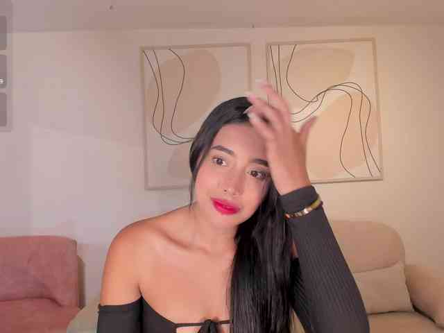 ScarlettBlaze webcam