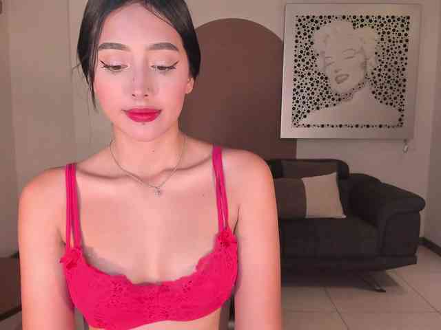 ScarlettBlaze webcam