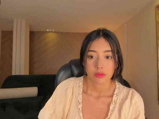 ScarlettBlaze webcam