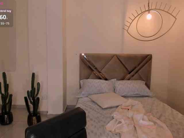 ScarlettBlaze webcam