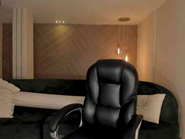 ScarlettBlaze webcam