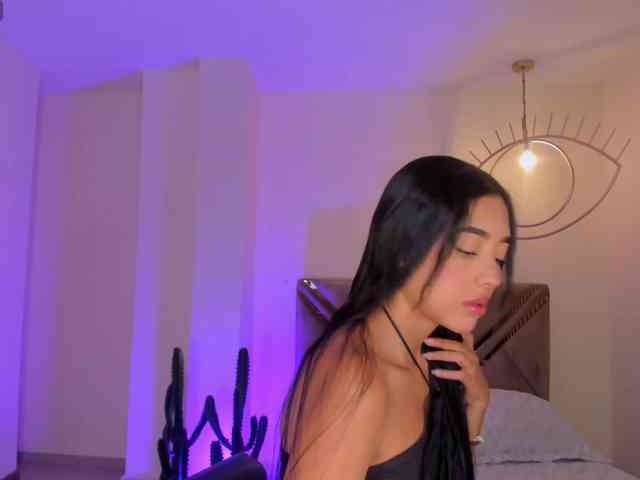 ScarlettBlaze webcam