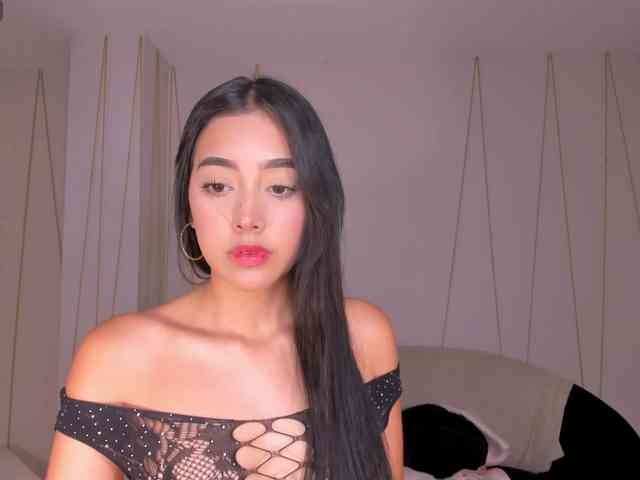 ScarlettBlaze webcam