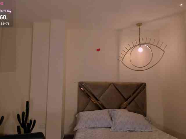 ScarlettBlaze webcam