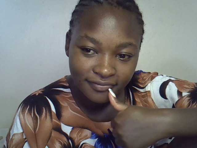 sweet-luna1's BongaCams show and profile