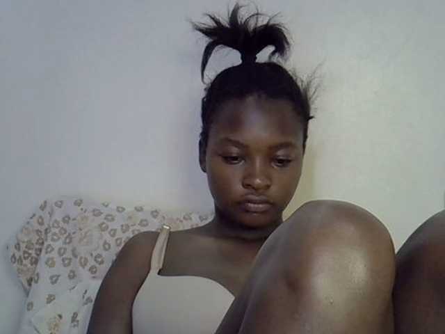 sweet-luna1's BongaCams show and profile