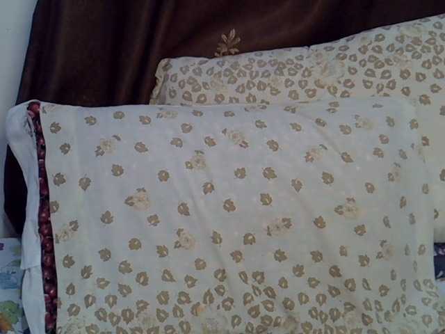 sweet-luna1 Live Cam on BongaCams