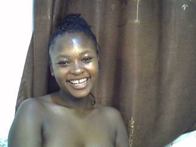 sweet-luna1's BongaCams show and profile