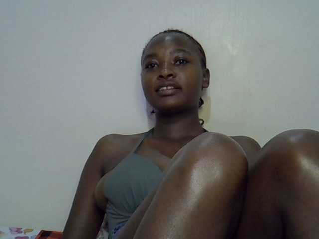 sweet-luna1's BongaCams show and profile