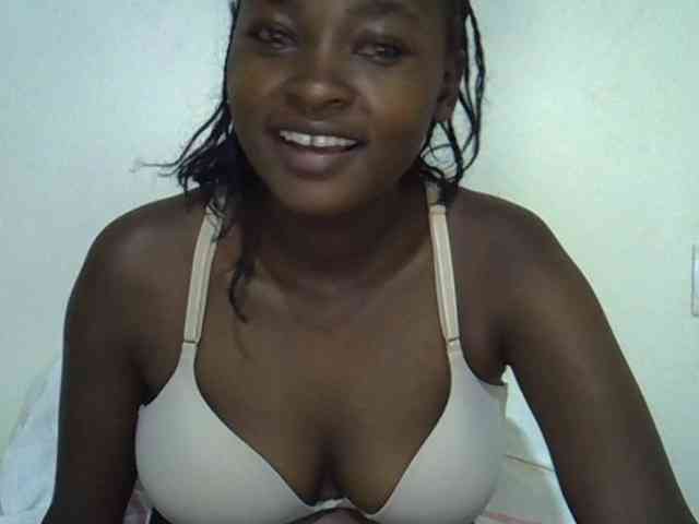 sweet-luna1 webcam
