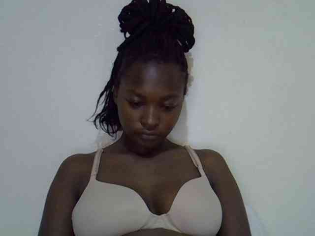 sweet-luna1 webcam