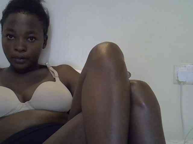 sweet-luna1 webcam