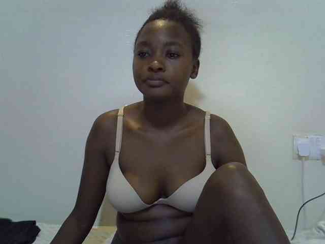 sweet-luna1 webcam