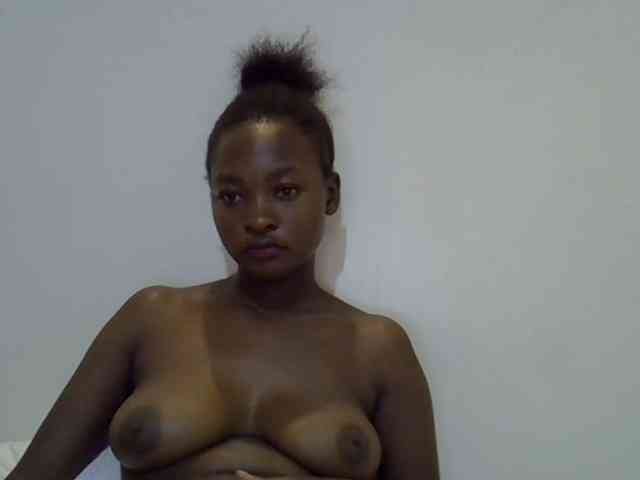 sweet-luna1 webcam