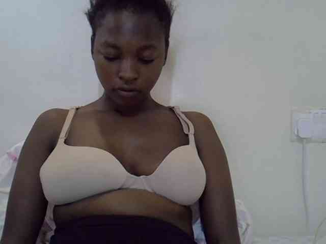 sweet-luna1 webcam