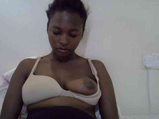 sweet-luna1 webcam