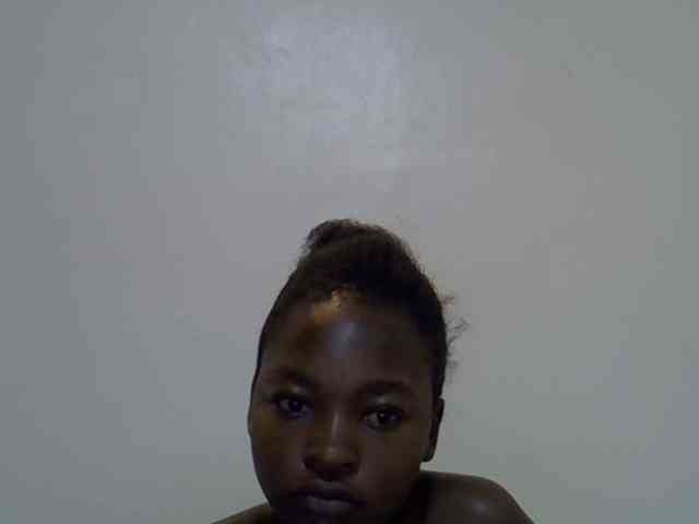 sweet-luna1 webcam