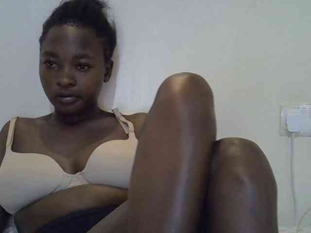 sweet-luna1 webcam