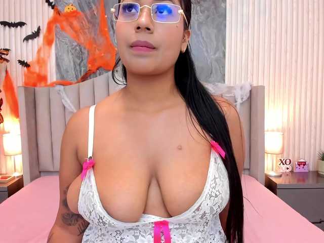 Cute LanaRay1 will encourage your whims in a steamy camshow LanaRay1 from BongaCams