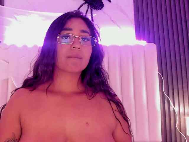 LanaRay1 webcam