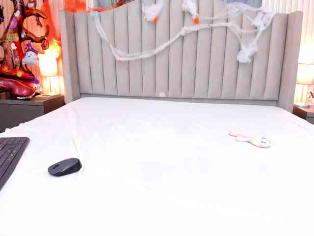 LanaRay1 webcam