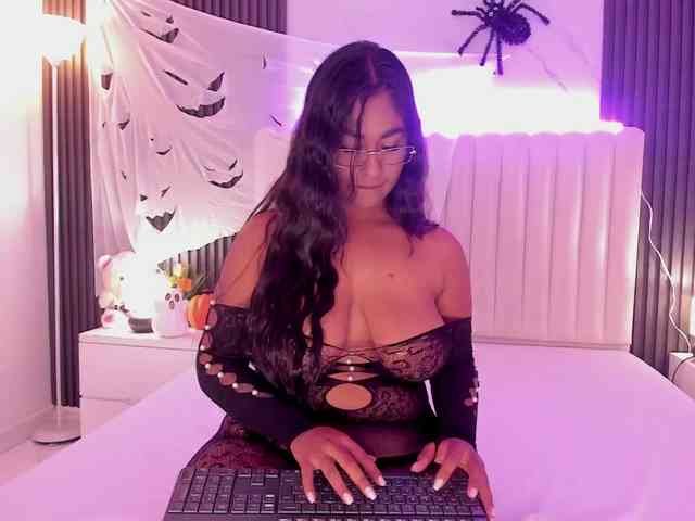 LanaRay1 webcam