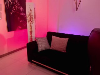 AnnieMonroe1 Porn Show