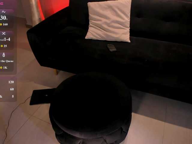 AnnieMonroe1's BongaCams show and profile