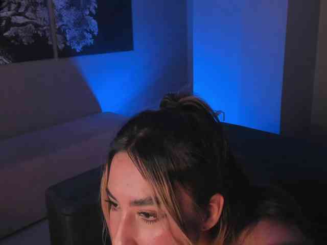 AnnieMonroe1 webcam