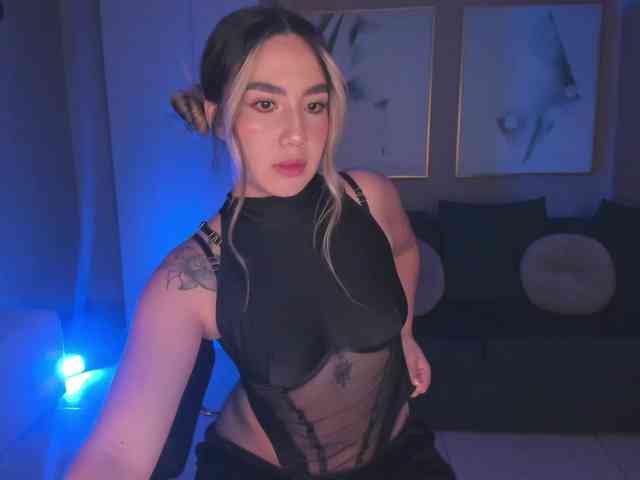 AnnieMonroe1 webcam