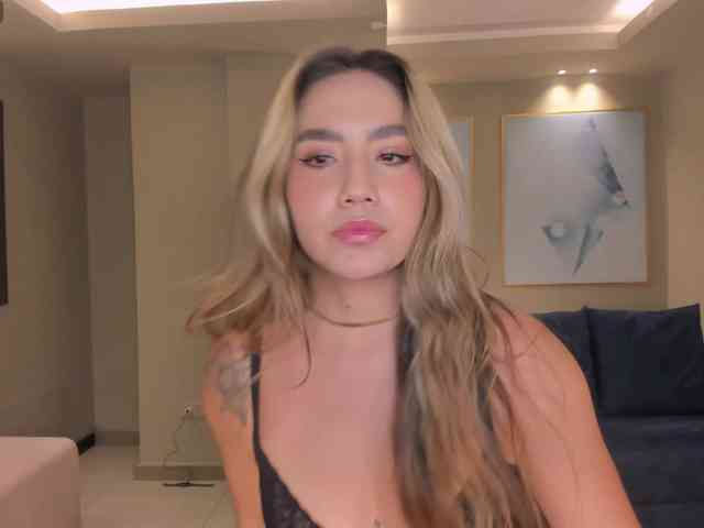 AnnieMonroe1 webcam