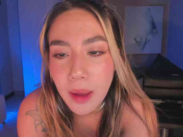 AnnieMonroe1 webcam