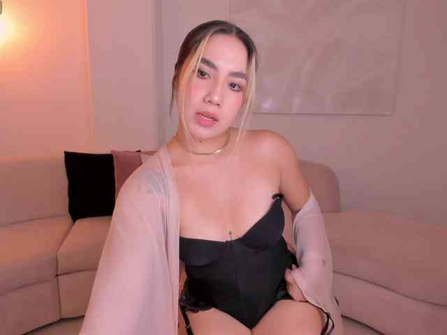 AnnieMonroe1 webcam