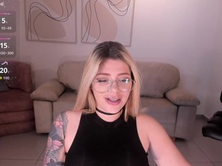 MadisonKane Porn Show
