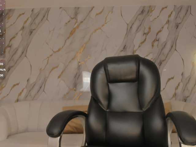 MadisonKane's BongaCams show and profile