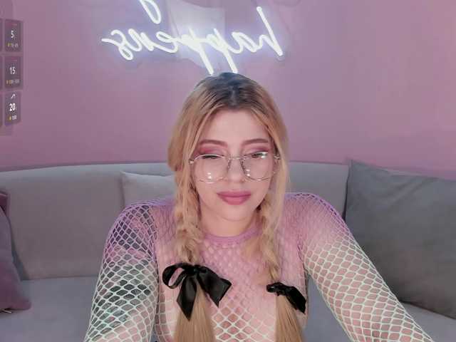 MadisonKane's BongaCams show and profile