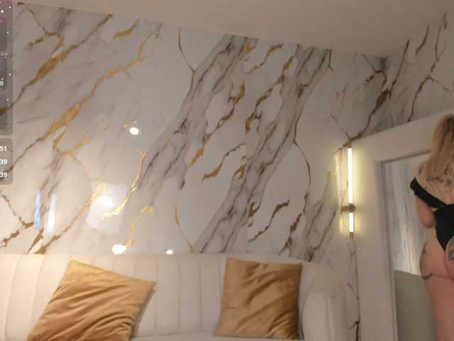 MadisonKane's BongaCams show and profile