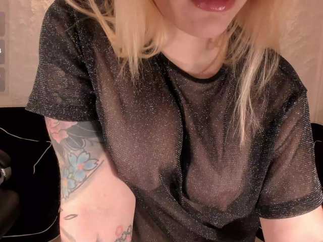 MadisonKane's BongaCams show and profile