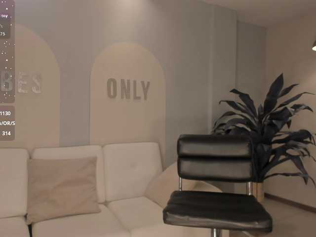 MadisonKane's BongaCams show and profile