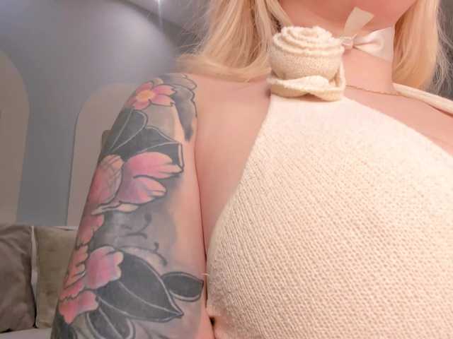 MadisonKane's BongaCams show and profile