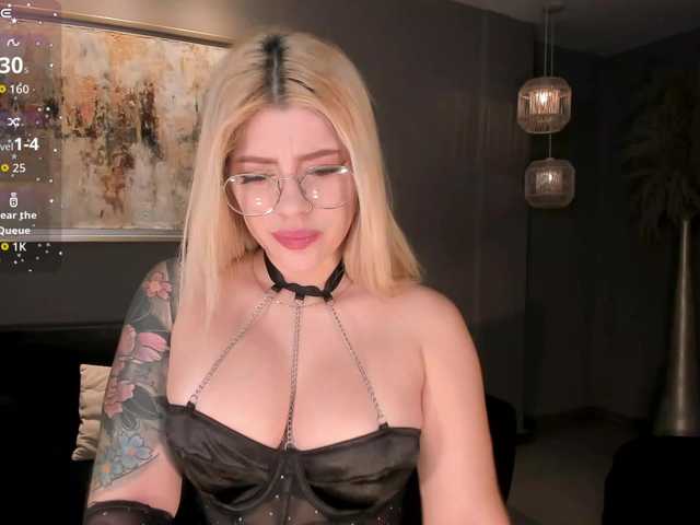 MadisonKane's BongaCams show and profile