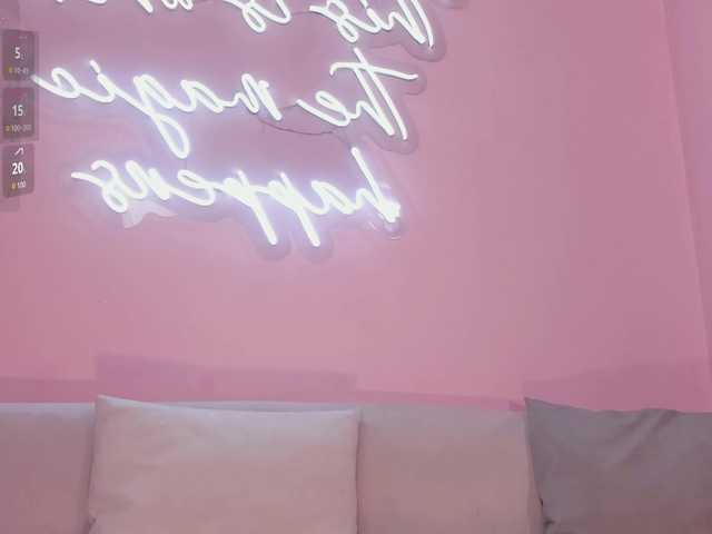 MadisonKane's BongaCams show and profile