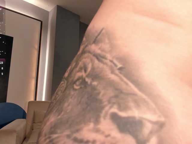 MadisonKane's BongaCams show and profile