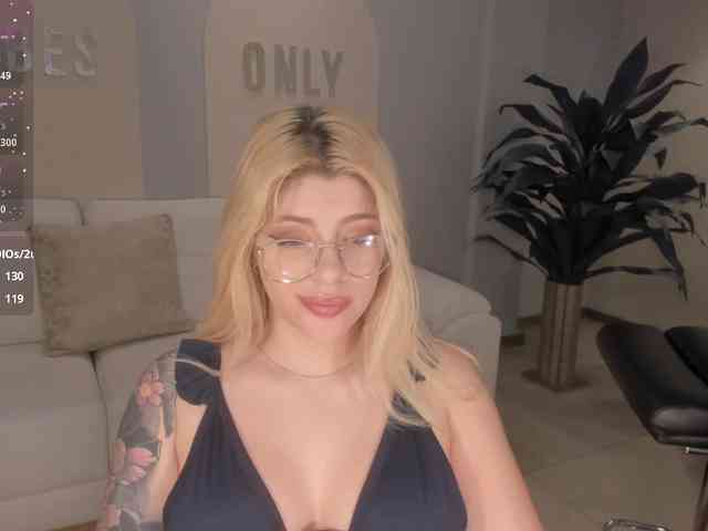 MadisonKane webcam