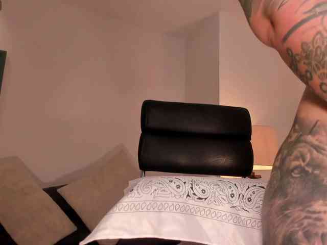 MadisonKane webcam